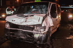 У результаті ДТП постраждали водій і троє пасажирів &laquo;Mерседеса&raquo;