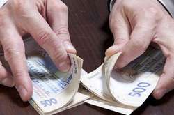 Страховик привласнив гроші компанії і заявив у поліцію про пограбування