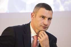 Перед 1 Вересня Кличко благословить столичних педагогів