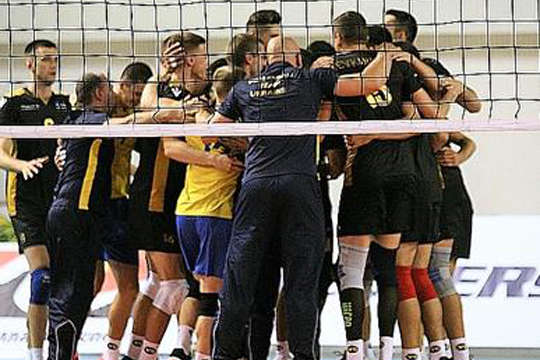 Чоловіча команда України обіграла Угорщину у кваліфікації на чемпіонат Європи з волейболу