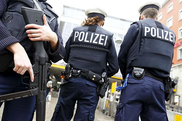 У Німеччині заарештували підозрюваного в тероризмі росіянина