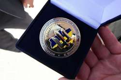 Петро Порошенко вручив відзнаки командирам ЗСУ&nbsp;