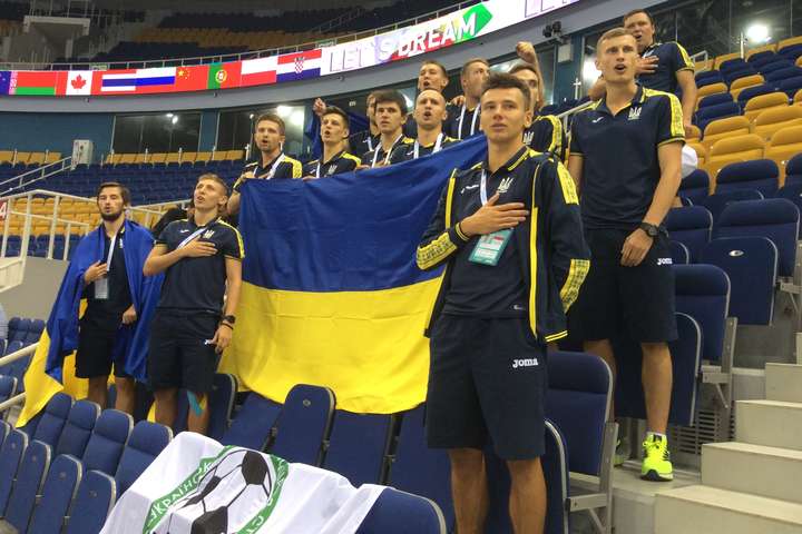 Українські футзалісти програли Росії у півфіналі студентського чемпіонату світу