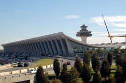 В аеропорту Вашингтона почали діяти біометричні камери, вже виявлені перші порушники