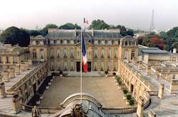 Франція скоротить близько 15 тис. держслужбовців, щоб збалансувати бюджет