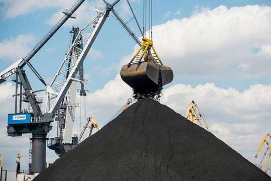 Підготовка до зими: Україна жваво нарощує запаси вугілля