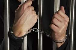 За пограбування автомийки у Києві чоловік три роки проведе за ґратами