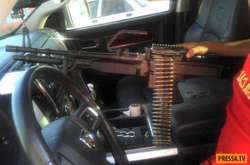 Зброя, шимпанзе та золото. Чим хизуються в соцмережах діти мексиканських наркобаронів