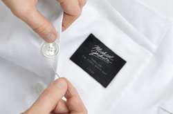 Boss воссоздали легендарный белоснежный костюм Майкла Джексона с обложки Thriller