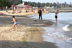 У Маріуполі медики рекомендують обмежити купання на одному з пляжів