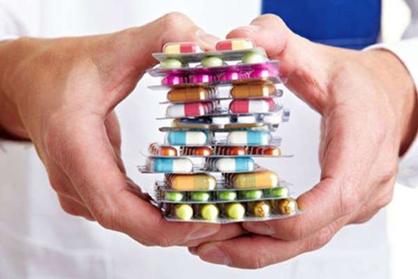 Чверть грошей на ліки українці витрачають на препарати без доведеної ефективності