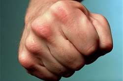 На Печерську затримали чоловіка, який до смерті побив знайомого