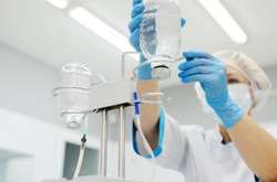 Стрілянина у мерії Харкова: поранений охоронець прийшов до тями