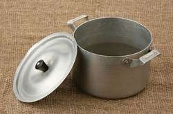 На Одещині 11-місячний малюк втопився у каструлі