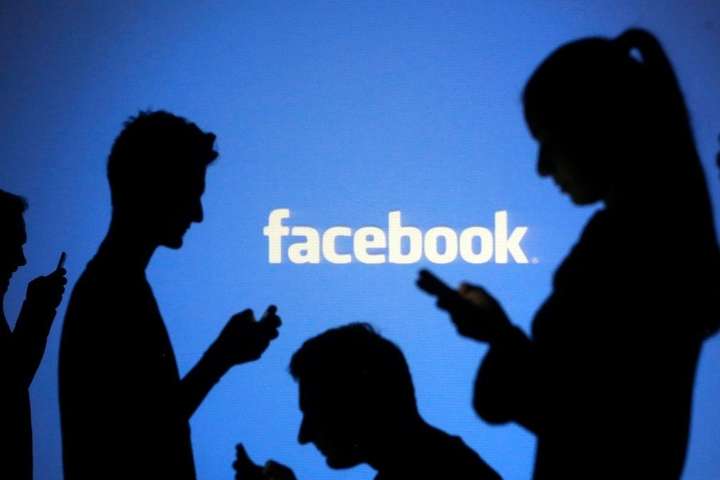 Користувачі Facebook повідомили про масштабний збій