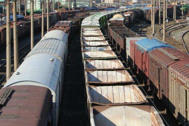 Держрегуляторна служба не підтримала пропозицію Мінінфраструктури підвищити тарифи на вантажоперевезення «Укрзалізниці»