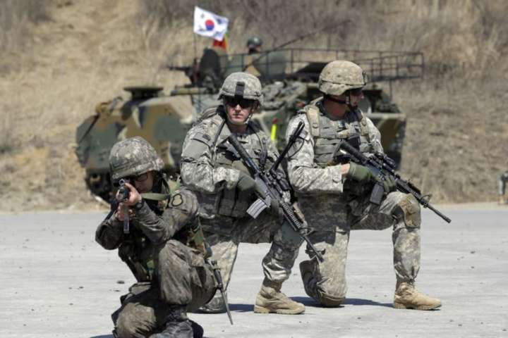 США підтвердили намір скасувати спільні із Південною Кореєю військові навчання