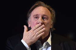 Французька акторка звинуватила Депардьє у зґвалтуванні