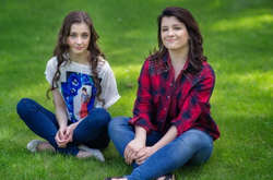 Доньки Порошенка продовжать навчання у Лондоні