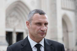 Кличко попрощався із Маккейном: сенатор мав пряме відношення до боксу