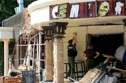 Бойовики затримали на лінії розмежування двох людей