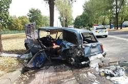 У Харкові зіткнулися Volkswagen та ВАЗ, є постраждалий