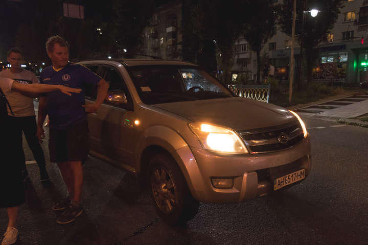У центрі Києва іноземець на Great Wall збив пішохода (фото, відео)