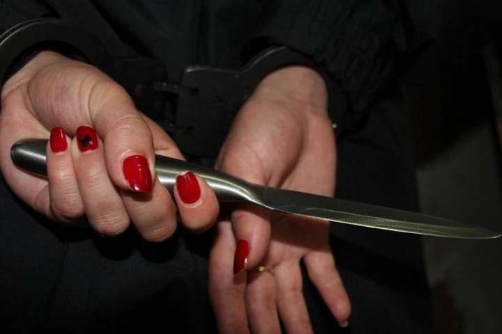 У Києві жінка вдарила ножем свого 7-річного сина