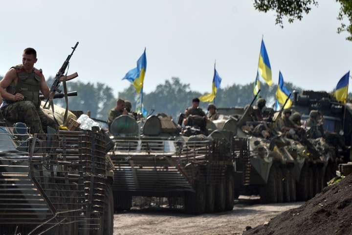 Бойовики тричі зірвали «шкільне перемир'я» на Донбасі