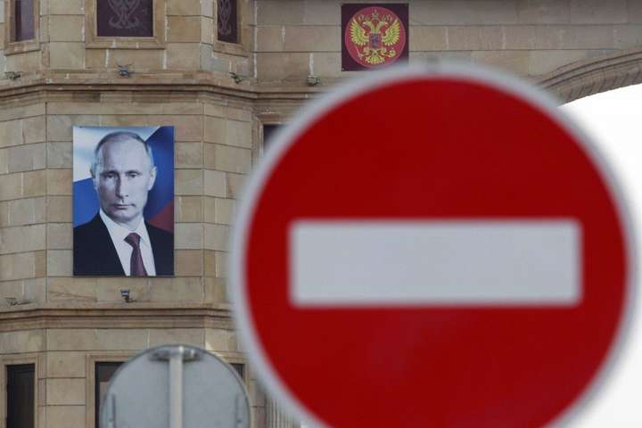 В Росії відреагували на продовження санкцій ЄС