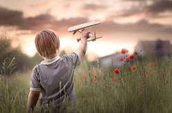 Мгновения из уютного детства в душевных снимках польской фотохудожницы