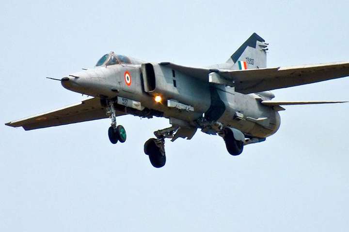 В Індії розбився винищувач МіГ-27 