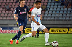 Дмитро Хльобас (справа). Фото ФК «Десна»