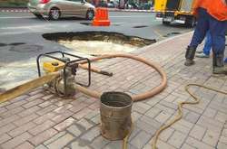 Жителі восьми столичних вулиць залишилися без води через аварії (адреси)