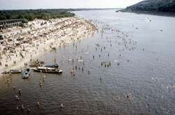 Эксперт рассказал, почему на киевских пляжах лучше не купаться