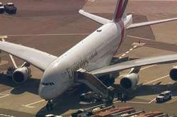 В аеропорту Нью-Йорка стався переполох через літак Emirates з хворими пасажирами