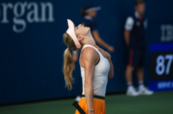 Як Світоліна в купальнику підкорювала хвилі (фото)