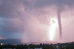 На оккупированный Крым обрушился смерч (фото)