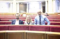 «Свято було бурхливим». Найєм пожартував про вечірку з президентом і показав фото 