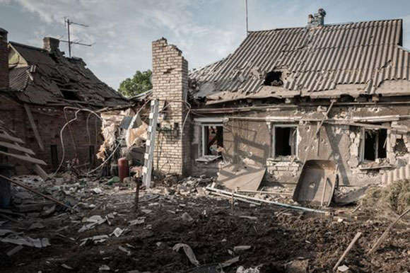 Безпрецедентне за сумою рішення. Україна має сплатити 25 млн сім'ї переселенців за житло на окупованій території