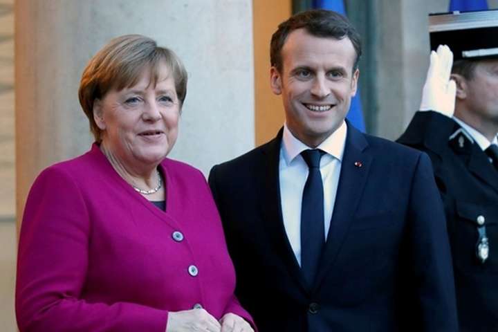 Меркель і Макрон вбачають у міграції шанс для Європи
