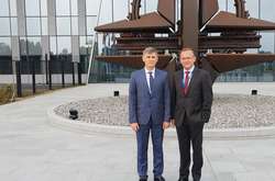 Сергій Салкуцан (зліва) та Маріуш Соліс