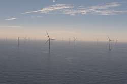 Біля берегів Британії запустили найбільшу плавучу вітроелектростанцію