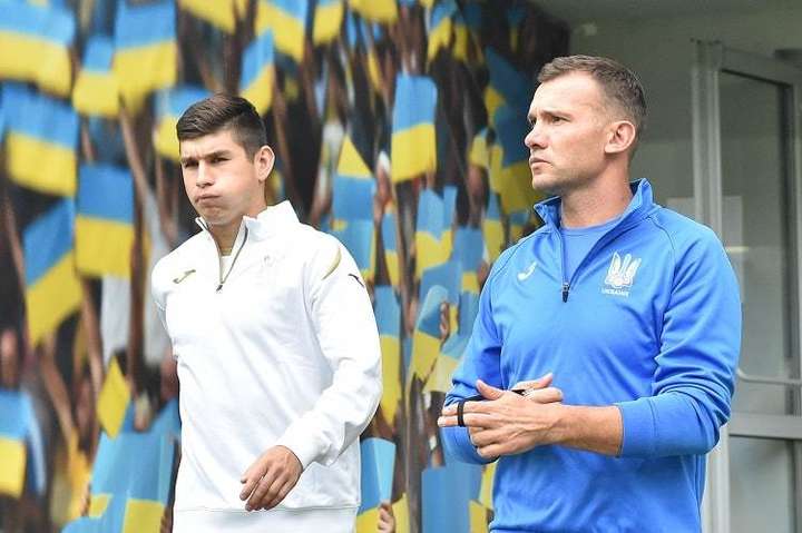 Збірна України провела відкрите тренування перед матчем проти Словаччини