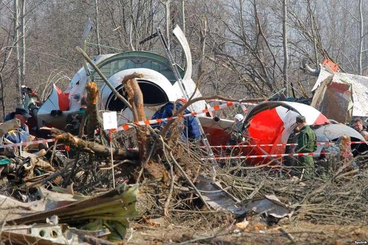 Смоленська катастрофа: польські експерти завершили вивчати уламки літака Качинського