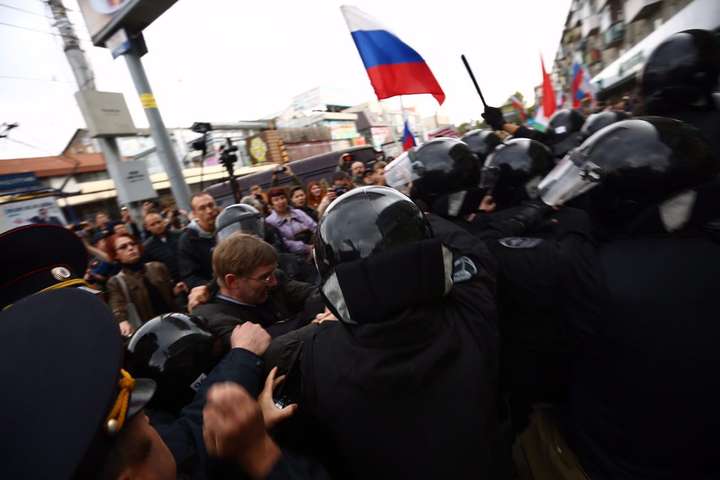 Путін грабує народ! Росіяни вийшли на протести проти пенсійної реформи
