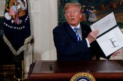 Трамп продовжив надзвичайний стан у США