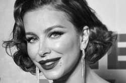 Ани Лорак опять на красной дорожке в России и снова под шквалом критики 