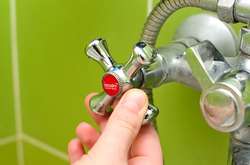 Кияни будуть з гарячою водою: Київрада вирішила спір з «Нафтогазом»