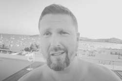 Россияне похоронили Шария 